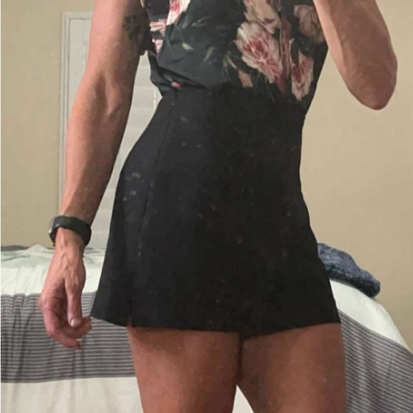 Express High Waisted Skort - Picture 4 of 6